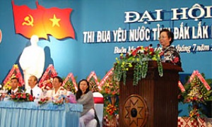 Lãnh đạo đẩy mạnh phong trào thi đua ở Đắk Lắk