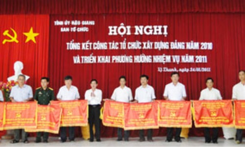 Hậu Giang: Tổng kết công tác xây dựng Đảng năm 2010