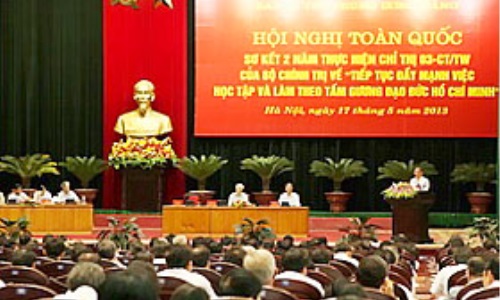 Hội nghị toàn quốc sơ kết 2 năm đẩy mạnh học tập và làm theo tấm gương đạo đức Hồ Chí Minh