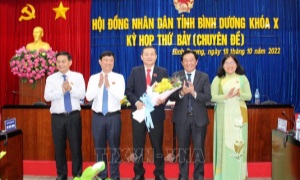 Thống nhất cho thôi nhiệm vụ đại biểu HĐND tỉnh đối Chủ tịch HĐND tỉnh Bình Dương Phạm Văn Chánh