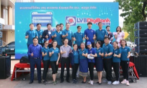 Chi bộ Ngân hàng Liên doanh Lào - Việt thực hiện tốt việc học tập và làm theo tư tưởng, đạo đức, phong cách Hồ Chí Minh