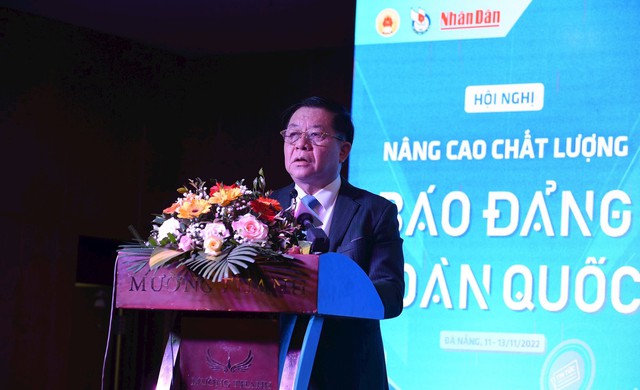 Trưởng Ban Tuyên giáo Trung ương Nguyễn Trọng Nghĩa phát biểu tại Hội nghị - Ảnh: VGP/Thế Lực.