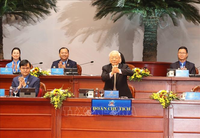 Tổng Bí thư Nguyễn Phú Trọng tham gia Đoàn Chủ tịch đại hội. Ảnh: Trí Dũng/TTXVN