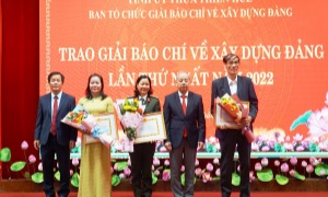 26 tác phẩm được trao Giải báo chí về xây dựng Đảng (Giải Búa liềm vàng) tỉnh Thừa Thiên - Huế lần thứ nhất năm 2022.