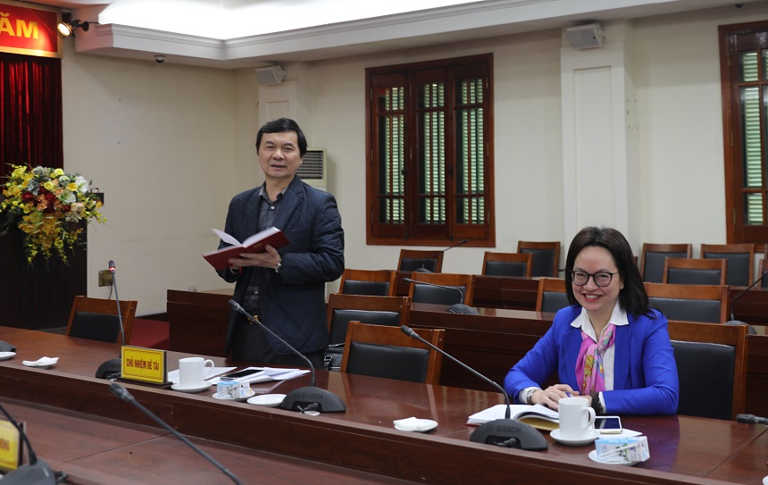 Đ/c Ngô Minh Tuấn, Chủ nhiệm đề án báo cáo nhanh kết quả nghiên cứu tại hội nghị.
