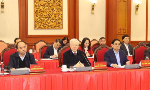 Nghị quyết của Bộ Chính trị về nhiệm vụ phát triển Thành phố Hồ Chí Minh