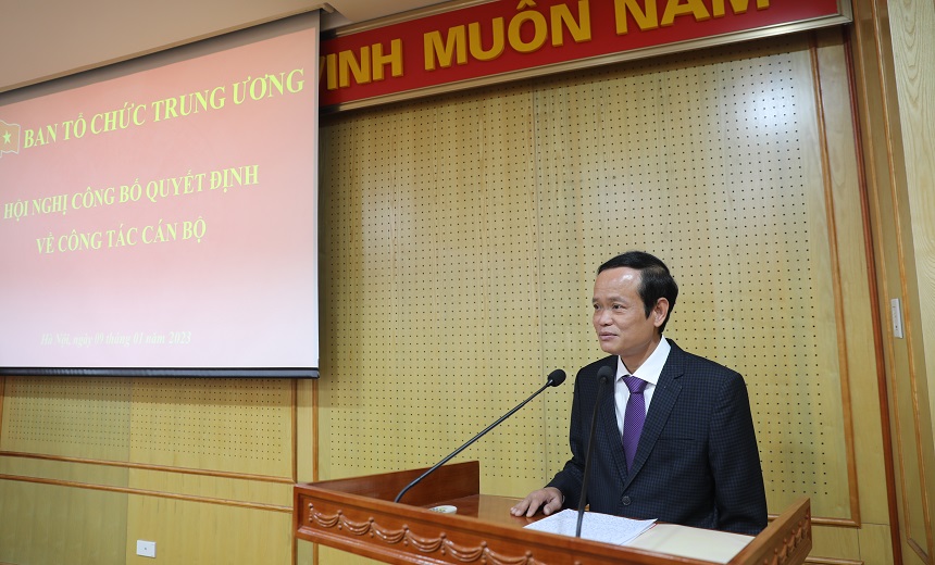 Đồng chí Nguyễn Kim Minh phát biểu nhận nhiệm vụ tại hội nghị.