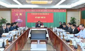 Kỳ họp thứ 33 của Ủy ban Kiểm tra Trung ương