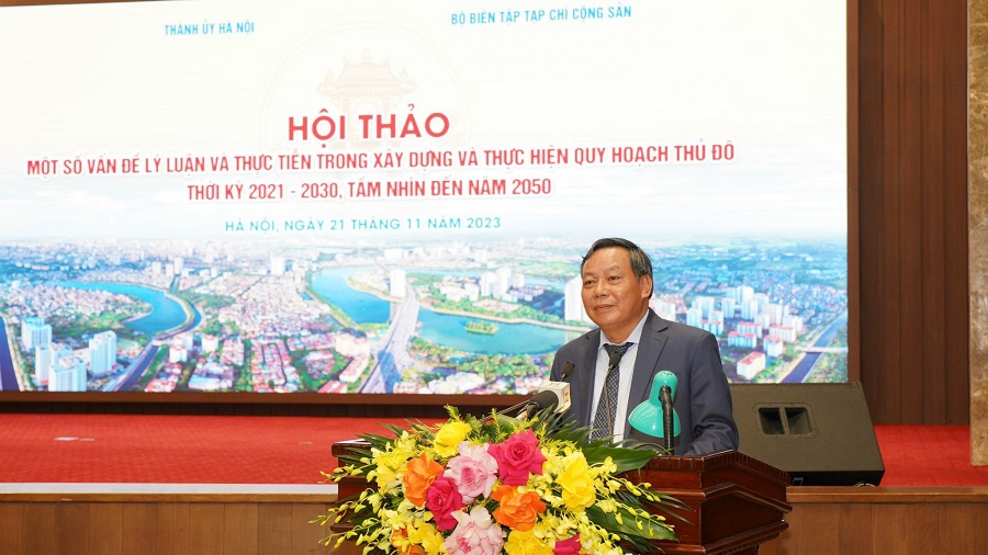 Đồng chí Nguyễn Văn Phong, Phó Bí thư Thành ủy Hà Nội phát biểu tại Hội thảo.