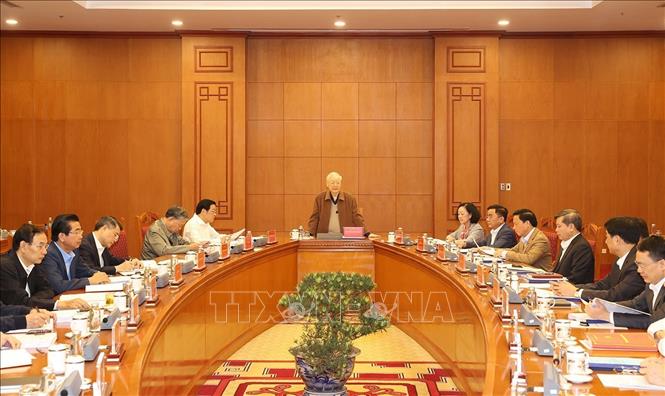 Tổng Bí thư Nguyễn Phú Trọng phát biểu kết luận tại cuộc họp.