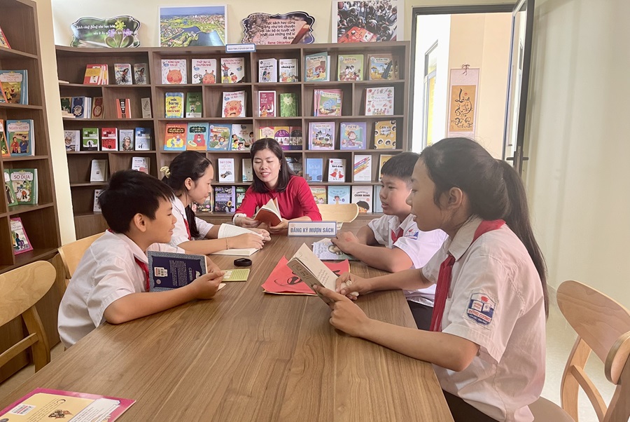 pPòng đọc sách rộng rãi tại Khu thiết chế văn hoá - thể thao thôn Chi Chỉ, xã Đồng Cương, huyện Yên Lạc, tỉnh Vĩnh Phúc.