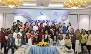 Chương trình tập huấn “Tiếp sức trẻ sinh non Việt Nam”