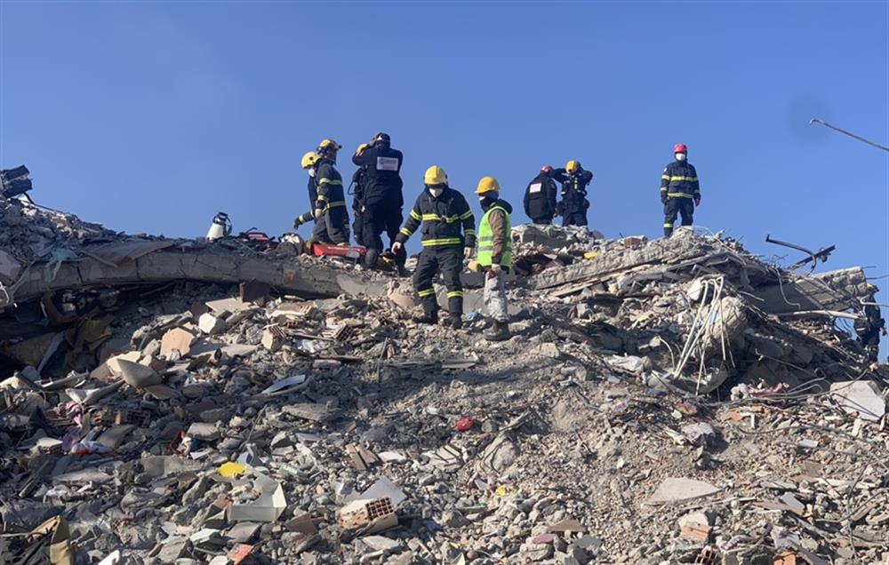 Đoàn công tác cứu nạn, cứu hộ của Việt Nam tại Thổ Nhĩ Kỳ đang nỗ lực tìm kiếm các nạn nhân