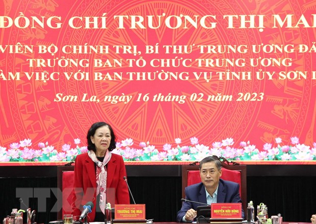Đồng chí Trương Thị Mai, Ủy viên Bộ Chính trị, Bí thư Trung ương Đảng, Trưởng Ban Tổ chức Trung ương phát biểu tại buổi làm việc với Ban Thường vụ Tỉnh ủy Sơn La.
