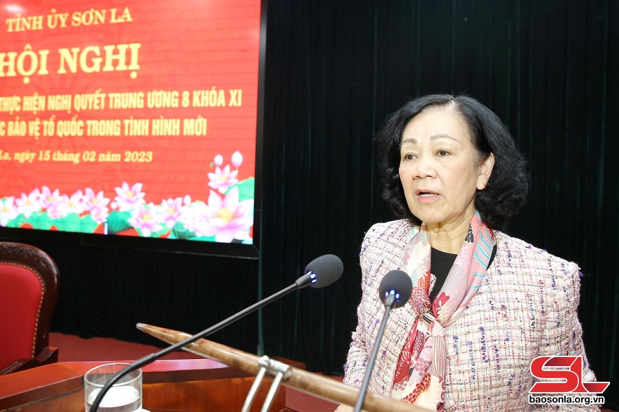 Đồng chí Trương Thị Mai, Ủy viên Bộ Chính trị, Bí thư Trung ương Đảng, Trưởng Ban Tổ chức Trung ương phát biểu chỉ đạo tại hội nghị.