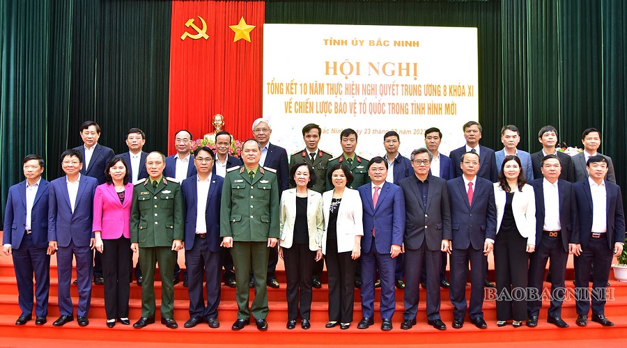 Đồng chí Trương Thị Mai, Uỷ viên Bộ Chính trị, Bí thư Trung ương Đảng, Trưởng Ban Tổ chức Trung ương cùng các đại biểu dự hội nghị.