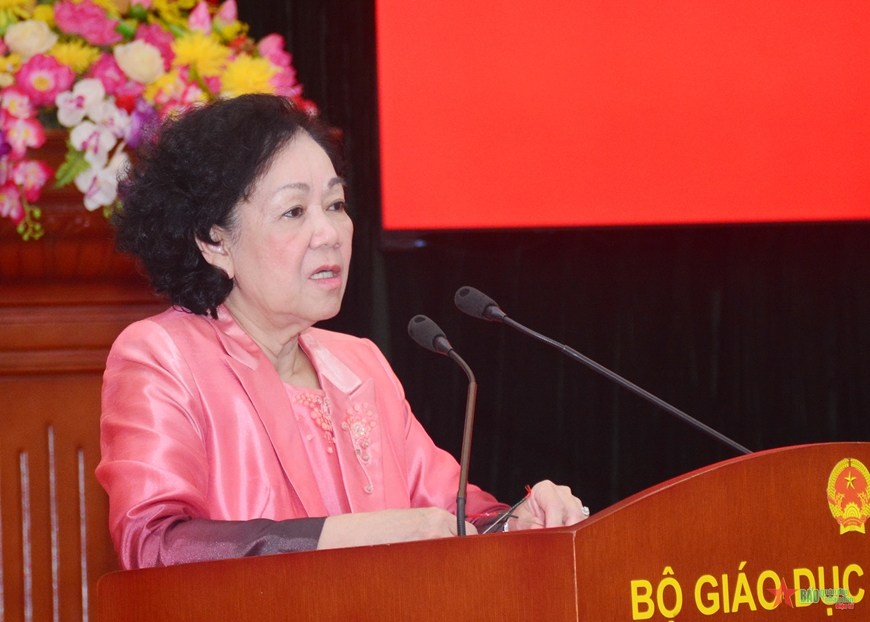 Đồng chí Trương Thị Mai phát biểu chỉ đạo tại hội nghị.
