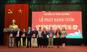 Ra mắt cuốn sách “Lịch sử Đảng bộ huyện Phú Xuyên 1945-2020”