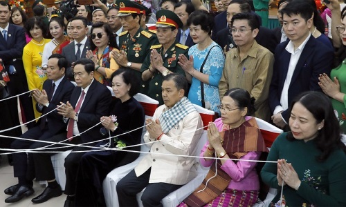 Thường trực Ban Bí thư Trương Thị Mai dự Lễ đón Tết cổ truyền Bun Pi May của Lào tại Hà Nội