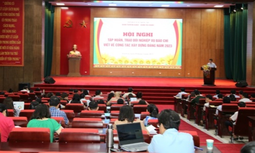 150 đại biểu của Lào Cai dự tập huấn, trao đổi nghiệp vụ báo chí viết về công tác xây dựng Đảng năm 2023