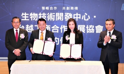 Hiệp hội Doanh nghiệp Việt Đài ký kết hợp tác với Trung tâm Phát triển công nghệ sinh học Đài Loan