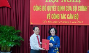 Phó Bí thư Thành ủy TP. Hồ Chí Minh Nguyễn Văn Hiếu giữ chức Bí thư Thành ủy Cần Thơ