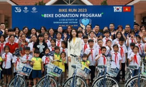 Trao tặng 110 xe đẹp cho trẻ em có hoàn cảnh khó khăn tại Làng trẻ em SOS Việt Nam