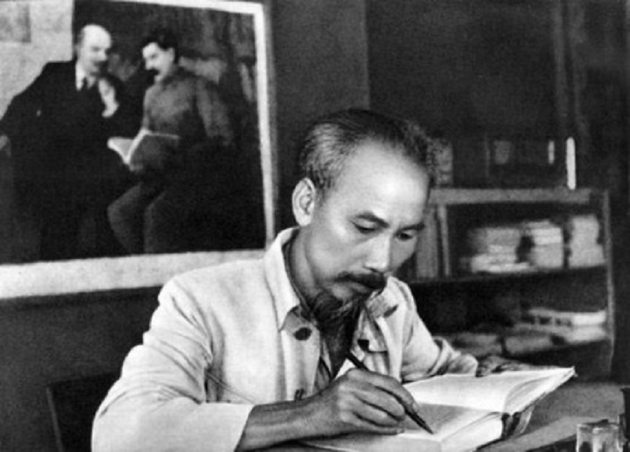 Chủ tịch Hồ Chí Minh - Người sáng lập nền báo chí cách mạng Việt Nam. Ảnh: Tư liệu.
