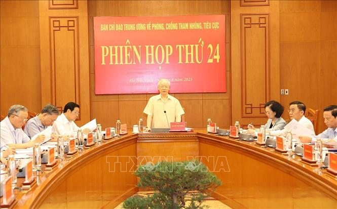 Tổng Bí thư Nguyễn Phú Trọng phát biểu chỉ đạo phiên họp.
