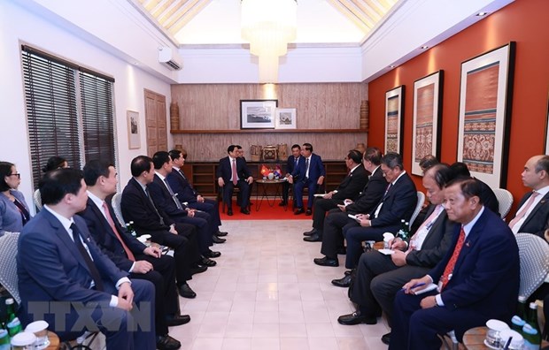 Quang cảnh buổi gặp giữa Thủ tướng Phạm Minh Chính và Thủ tướng Campuchia Hun Sen nhân dịp dự Hội nghị Cấp cao ASEAN lần thứ 42 tại Labuan Bajo, Indonesia, tháng Năm vừa qua. (Ảnh: Dương Giang/TTXVN).