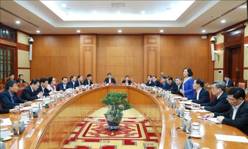 Thường trực Ban Bí thư, Trưởng Ban Tổ chức Trung ương Trương Thị Mai chủ trì giao ban với các ban cán sự đảng ở Trung ương