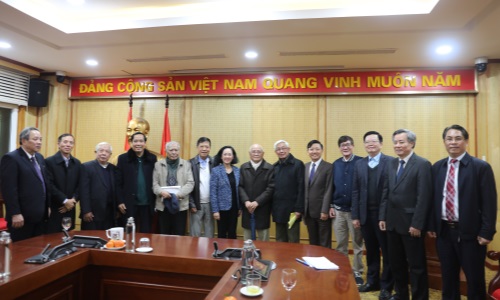 Thường trực Ban Bí thư, Trưởng Ban Tổ chức Trung ương Trương Thị Mai gặp mặt các đồng chí nguyên Lãnh đạo Ban nhân dịp Xuân Giáp Thìn 2024