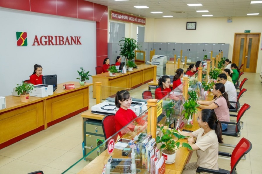 Agribank được vinh danh tại hạng mục “Ngân hàng tiêu biểu về Tín dụng xanh”.