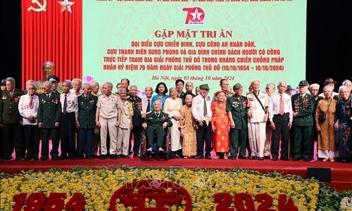 Tri ân người trực tiếp tham gia giải phóng Thủ đô