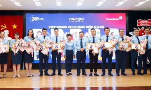 Kỳ 2: Những kết quả ấn tượng của Đảng bộ VietinBank sau một năm tiếp nhận các tổ chức đảng