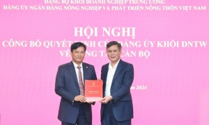 Đảng ủy Agribank tổ chức Hội nghị công bố quyết định giao phụ trách Đảng bộ đối với đồng chí Phạm Toàn Vượng