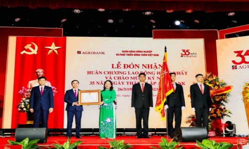 Xây dựng văn hóa doanh nghiệp Agribank