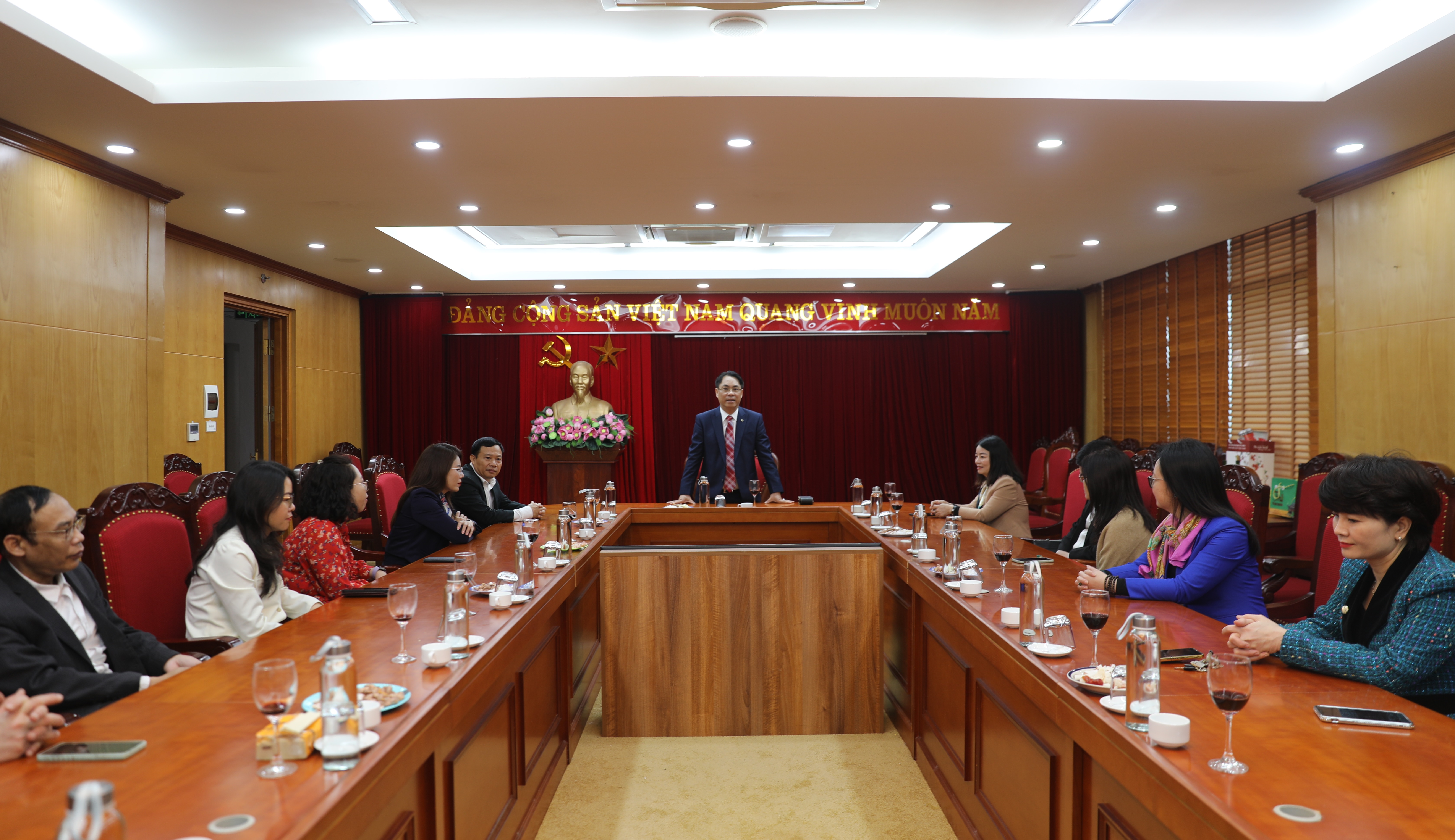 Đ/c Phan Thăng An thăm, chúc Tết Tạp chí Xây dựng Đảng và Vụ Cơ sở đảng, đảng viên.