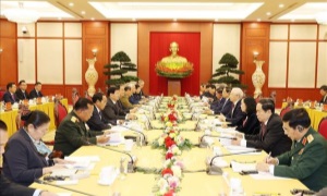Tiếp tục vun đắp và tăng cường quan hệ đoàn kết đặc biệt Việt Nam - Lào