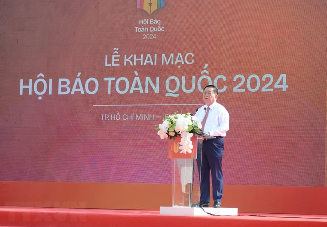 Nguyễn Trọng Nghĩa, Bí thư Trung ương Đảng, Trưởng Ban Tuyên giáo Trung ương phát biểu tại Hội Báo toàn quốc 2024. (Ảnh: Thu Hương/TTXVN).