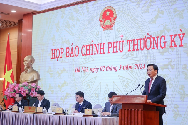 Bộ trưởng Trần Văn Sơn phát biểu tại buổi họp báo. Ảnh: VGP/Nhật Bắc.