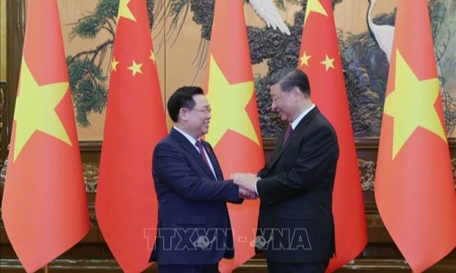 Chủ tịch Quốc hội Vương Đình Huệ hội kiến Tổng Bí Thư, Chủ tịch Trung Quốc Tập Cận Bình