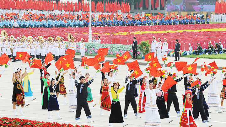 Bình đẳng giữa các dân tộc là nguyên tắc Hiến định, được ghi rõ, cụ thể trong Hiến pháp của Việt Nam