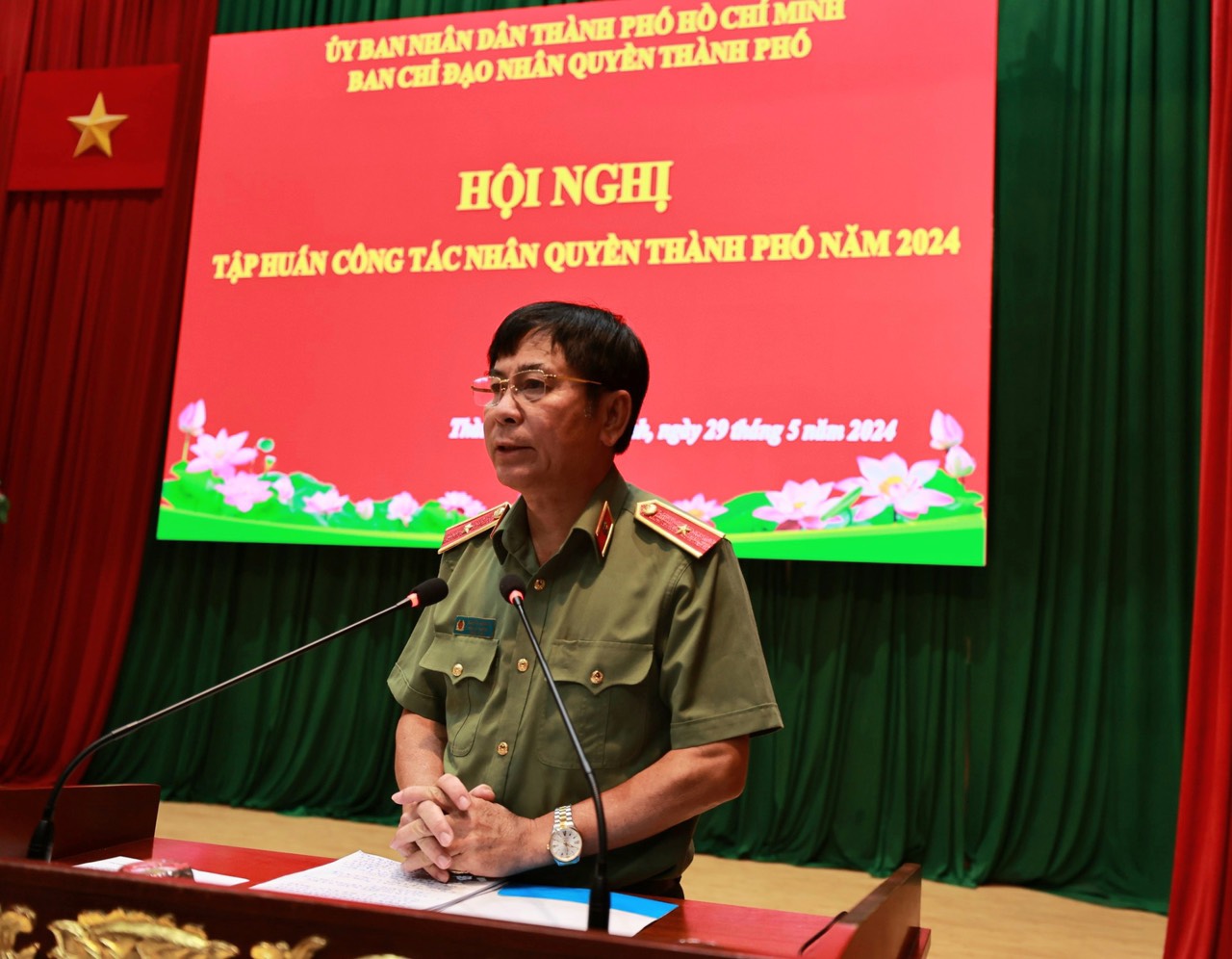 Thiếu tướng Nguyễn Văn Kỷ phát biểu tại Hội nghị