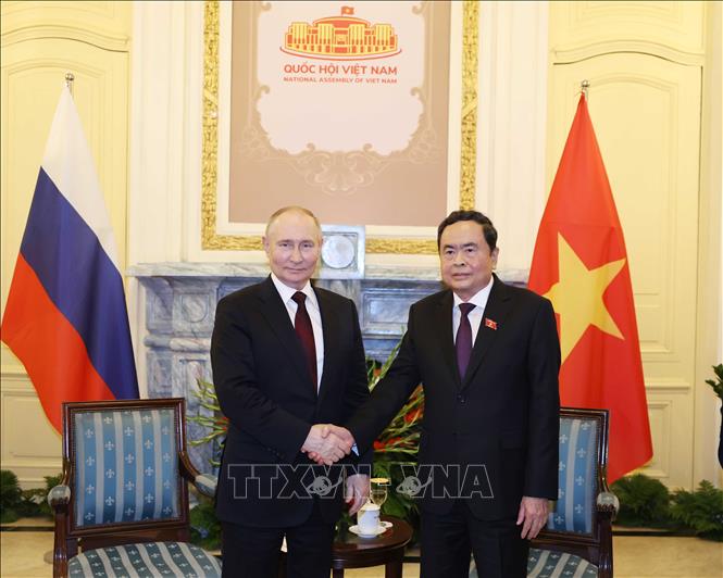 Chủ tịch Quốc hội Trần Thanh Mẫn hội kiến Tổng thống Liên bang Nga Vladimir Putin. Ảnh: Thống Nhất/TTXVN