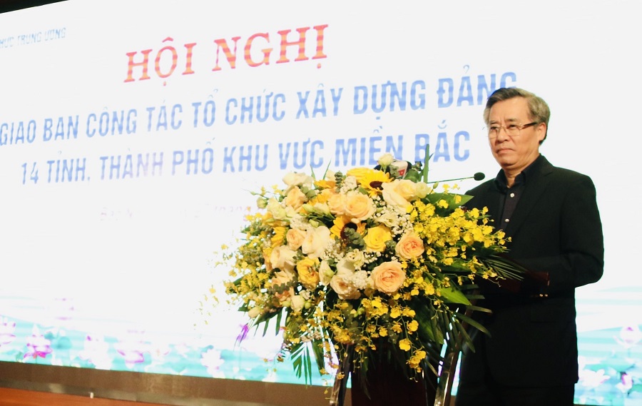Đồng chí Nguyễn Quang Dương, Ủy viên Trung ương Đảng, Phó Trưởng Ban Tổ chức Trung ương phát biểu kết luận Hội nghị.