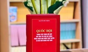 Cuốn sách “Quốc hội trong tiến trình đổi mới đáp ứng yêu cầu xây dựng, hoàn thiện nhà nước pháp quyền xã hội chủ nghĩa việt Nam” của Tổng Bí thư Nguyễn Phú Trọng tiếp tục định hướng cho Quốc hội không ngừng đổi mới và phát triển