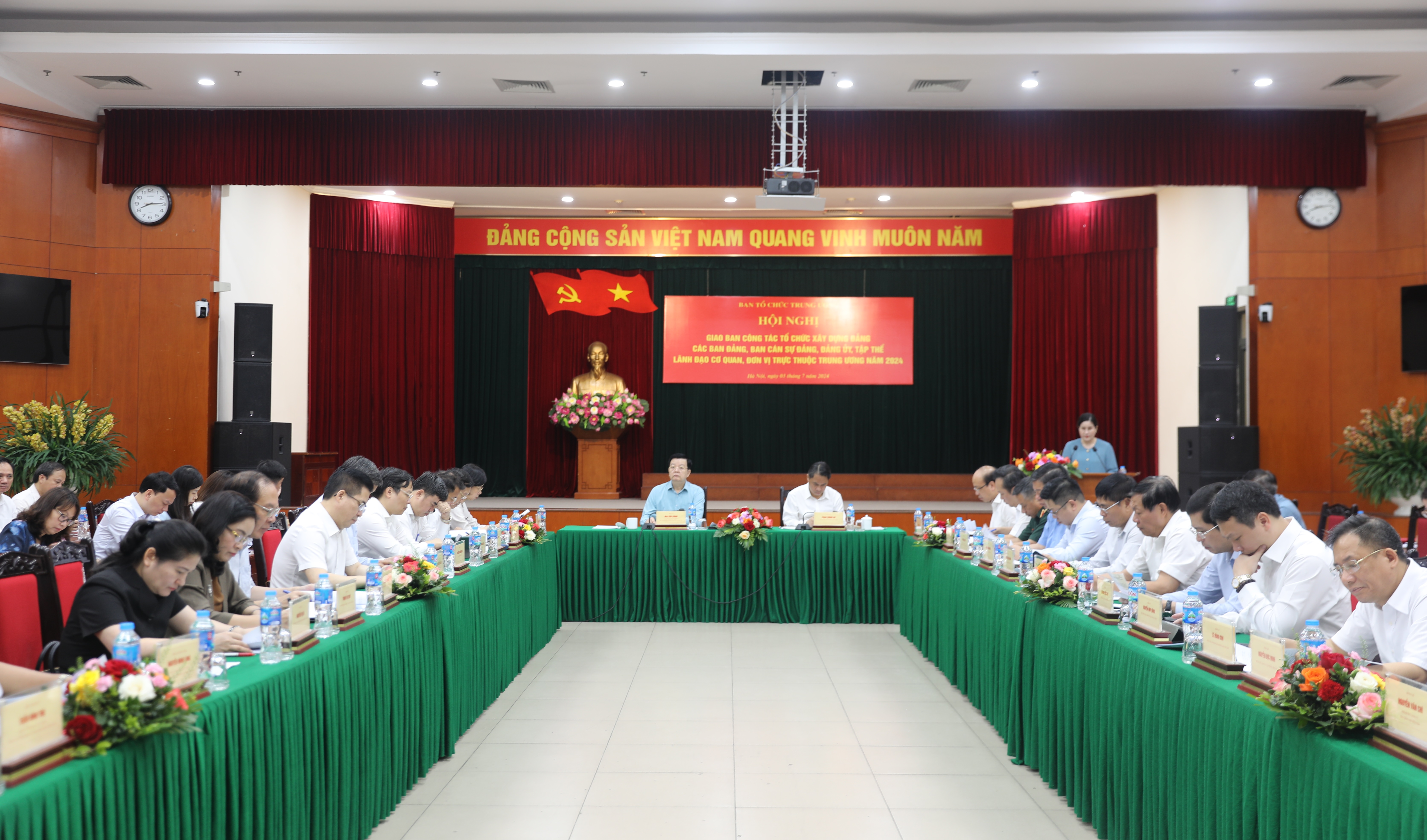 Toàn cảnh Hội nghị tại Hội trường A2 (số 9 Nguyễn Cảnh Chân, Ba Đình, Hà Nội), sáng 3-7-2024.