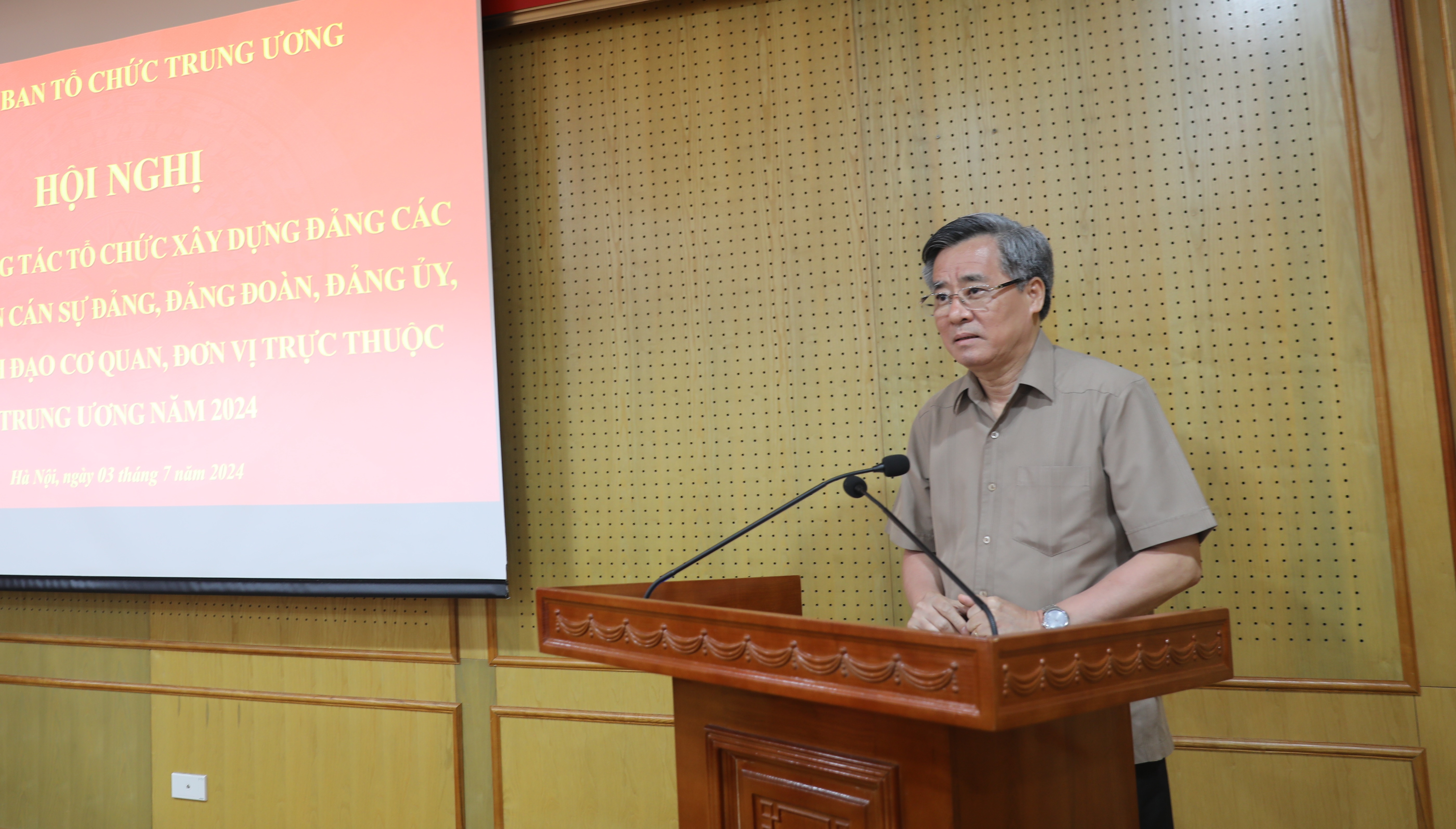 Phó Trưởng Ban Tổ chức Trung ương Nguyễn Quang Dương phát biểu ý kiến kết luận Hội nghị tại Hội trường G, sáng 3-7-2024.