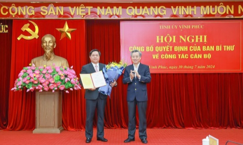 Thứ trưởng Bộ Kế hoạch và Đầu tư giữ chức Phó Bí thư Tỉnh ủy Vĩnh Phúc